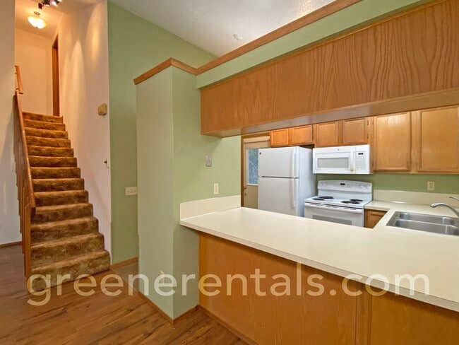 Foto del edificio - 1238 Irving St SW