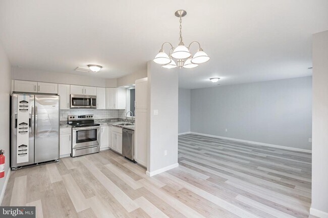 Building Photo - 759 Quail Pl