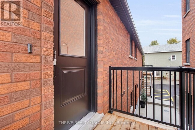 Building Photo - 74 Church St