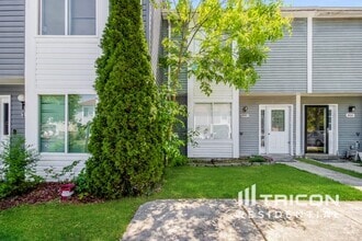 Building Photo - 3113 Heathcote Rd