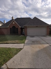 Building Photo - 2111 Laurel Land Ln