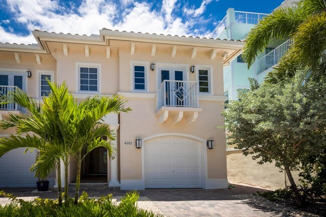 Building Photo - 4592 N Ocean Dr