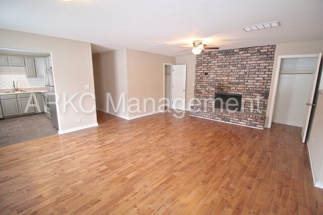 Building Photo - 3745 Warwick Blvd