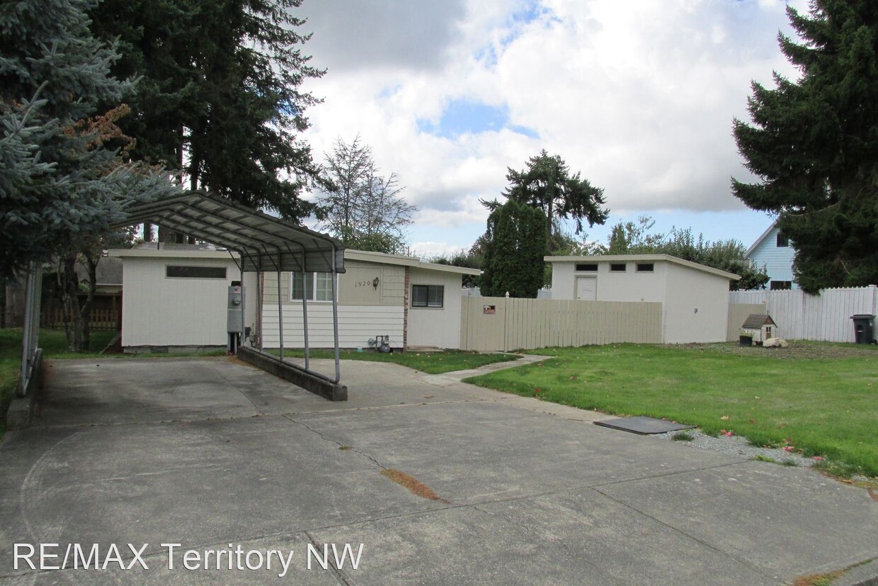 Foto principal - 2 br, 1.5 bath House - 1920 E. Blackburn Road