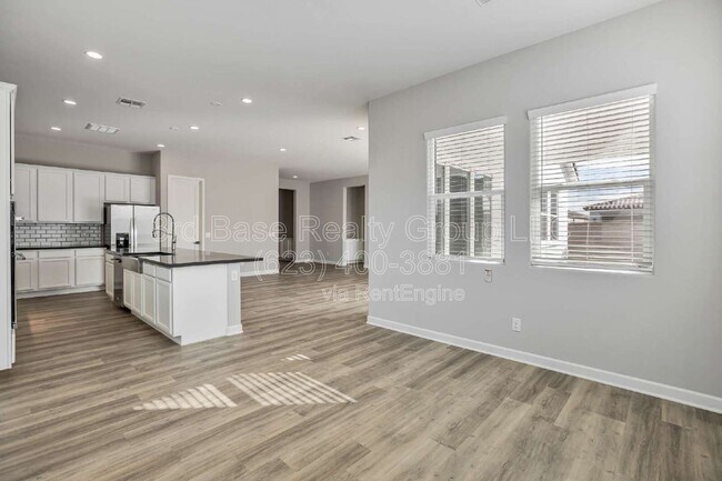 Foto del edificio - 4354 N 198th Ln
