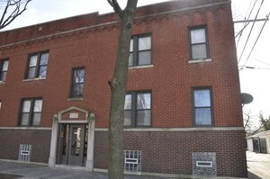 Primary Photo - 3745 W Grace St