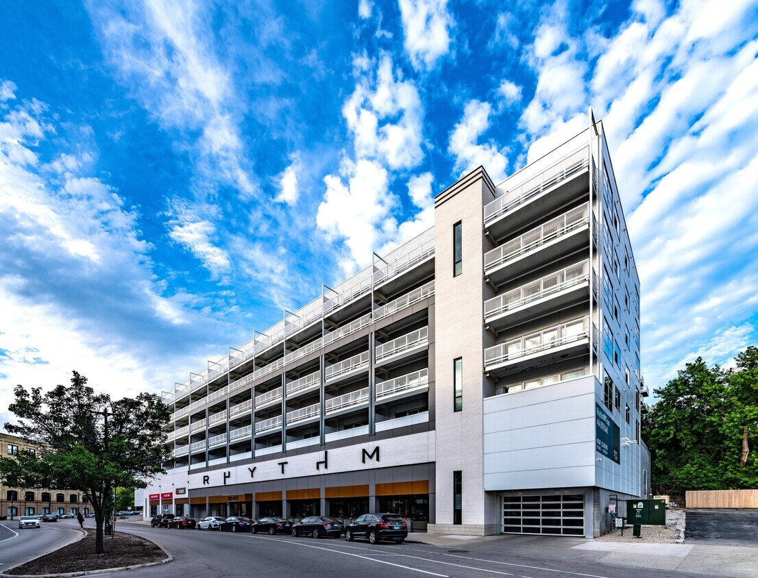 Rhythm Apartments 1640 N Water Milwaukee, WI