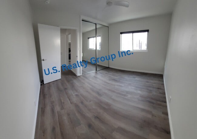 Photo - 740 N St Andrews Pl Apartment