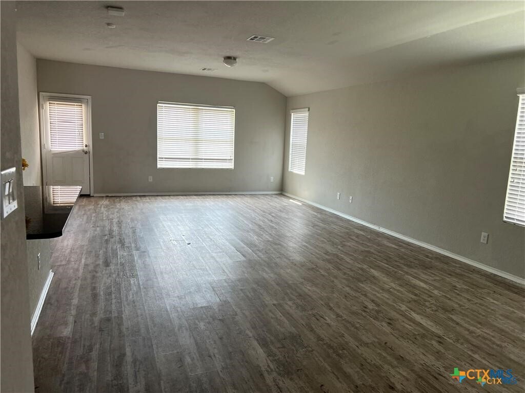 Building Photo - 2425 Arctic Warbler