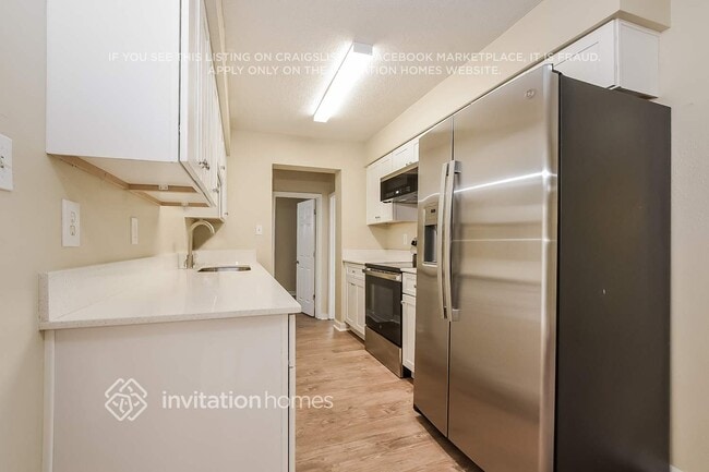Building Photo - 5919 Tavendale Dr