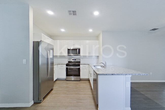 Foto del edificio - 32013 Katelin Cir