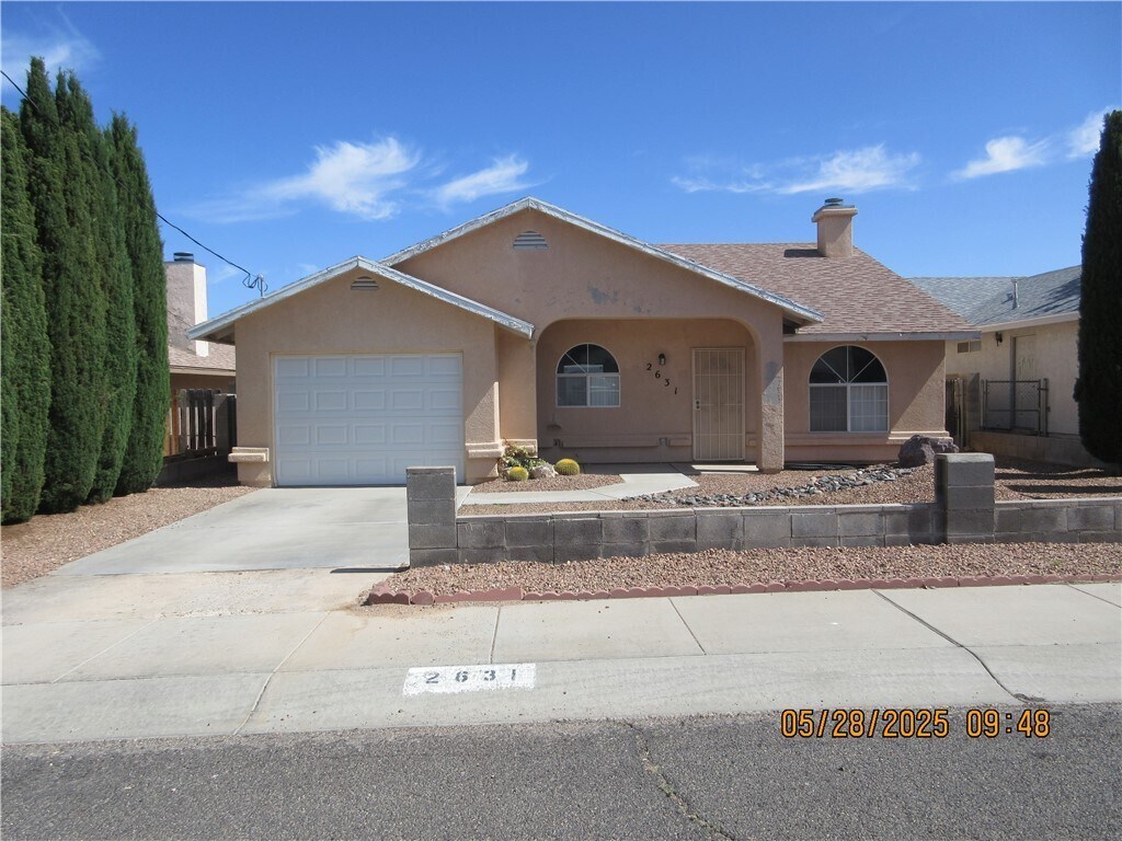 Foto principal - 2631 Chambers Ave