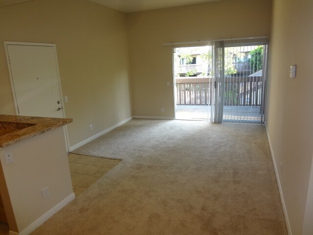 Foto principal - 1486 S Highland Ave