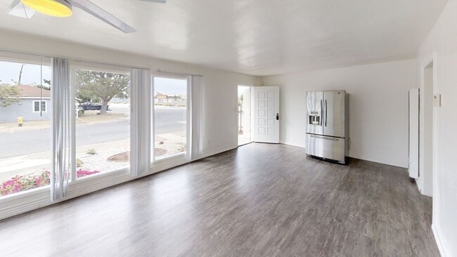 Building Photo - 8BD/3BA, Large Yard w/ Turf!