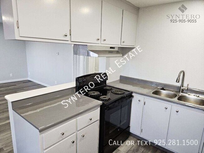 Foto del edificio - Glazier Dr 1524-09