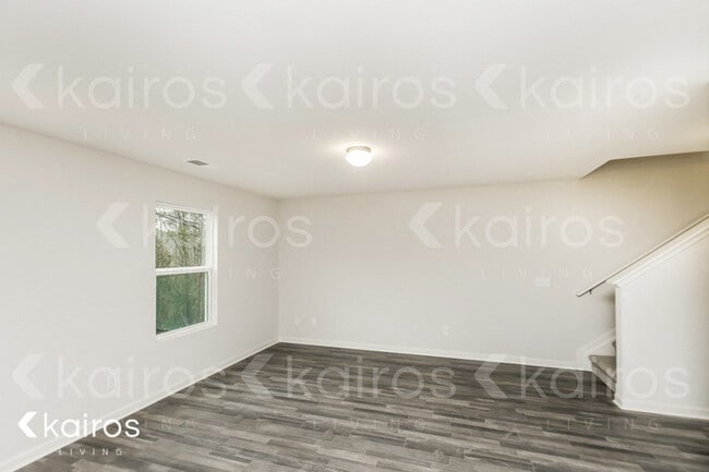 Building Photo - 618 Cartecay Dr