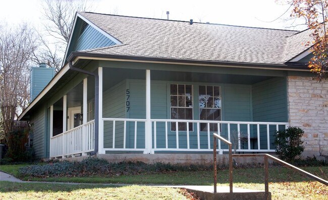 Foto del edificio - 5707 West Gate Blvd