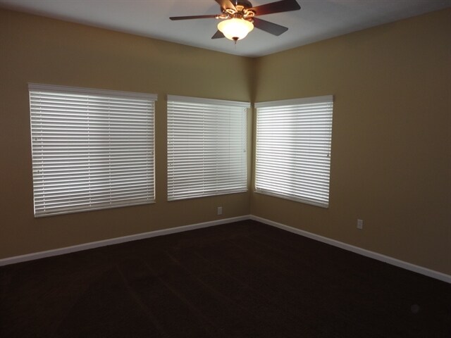 Foto del edificio - 4557 Olde Park Drive