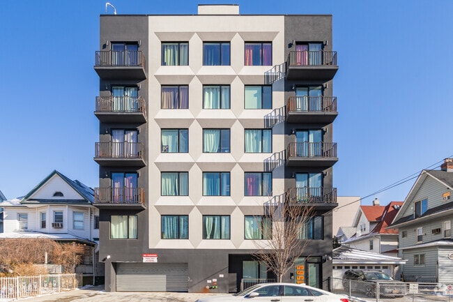 Building Photo - 1565 New York Ave