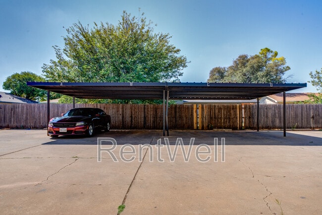 Building Photo - 2303 76th St