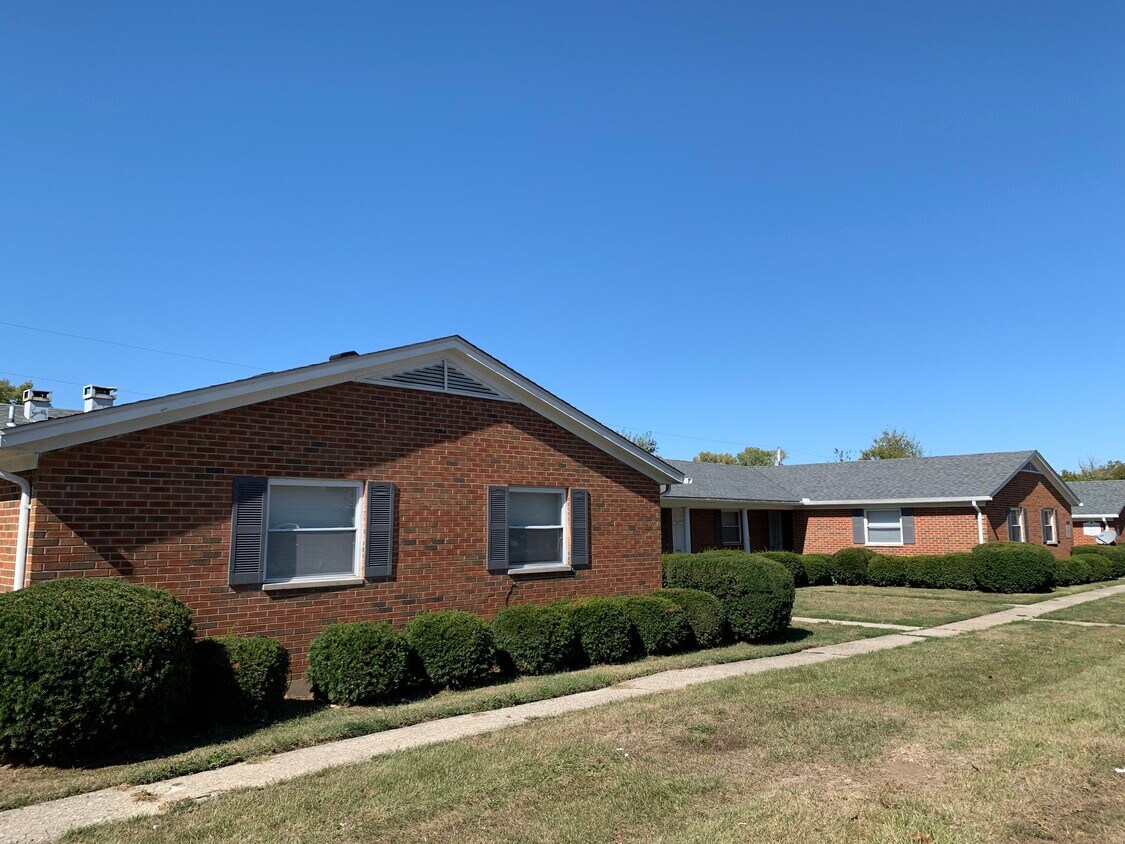 Primary Photo - 1197 S Alex Rd