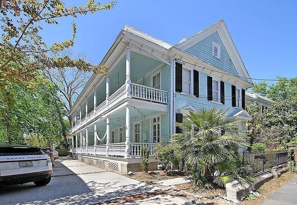 Primary Photo - 77 Pitt St