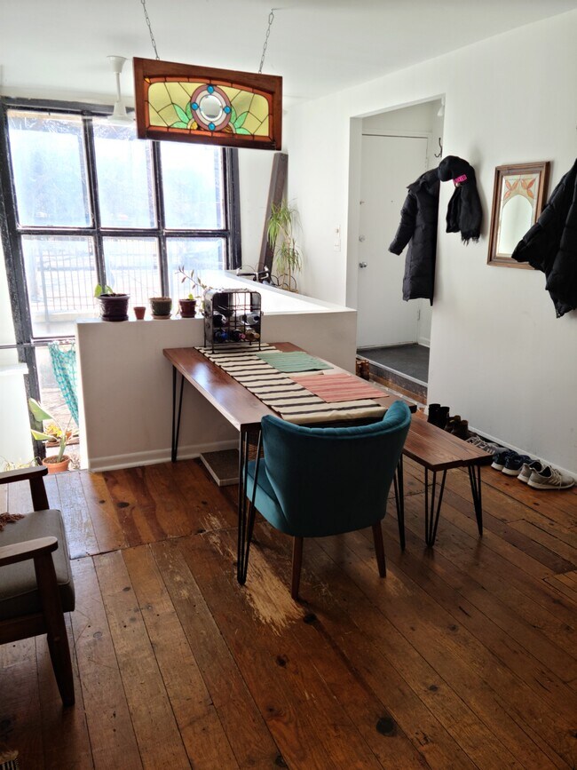 Foto del edificio - 820 W 19th St