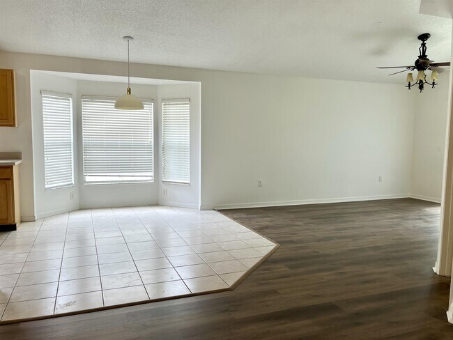 Photo - 246 Clarinet Way House