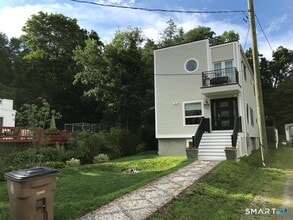 Building Photo - 139 Mulberry St
