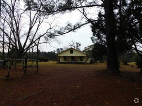 Building Photo - 4823 Stubbs Ln