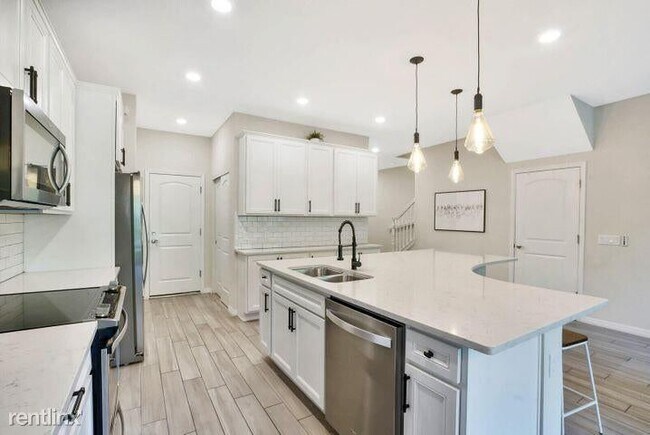Building Photo - 3 br, 2.5 bath House - 8313 Catria Ln 1
