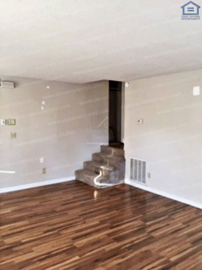 Building Photo - 3615 Missionaire Ave