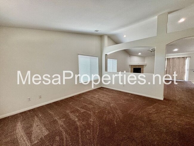 Building Photo - 15976 Elkins St