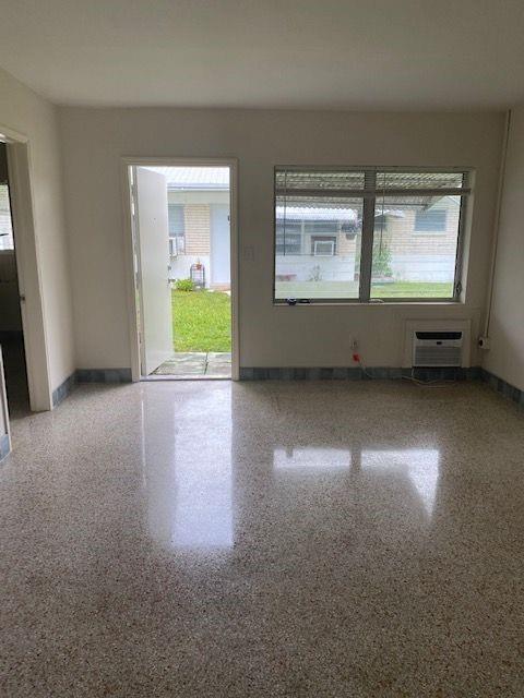 Foto del edificio - 305 SW 9th St