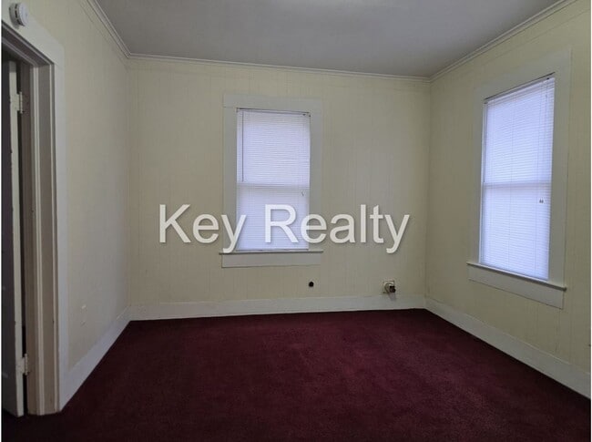 Building Photo - 2307 1/2 A Elliott St. - Alexandria - Upstairs apartment