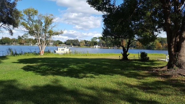 Building Photo - 3409 N Orange Blossom Trl