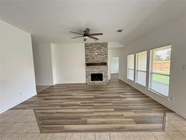 Building Photo - 9608 Log Run Ct