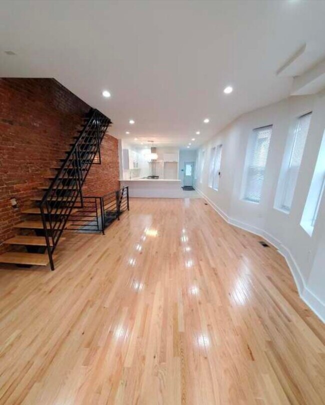 Foto del edificio - 5425 Catharine St