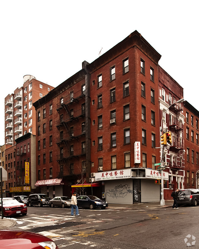 Building Photo - 55 Market St