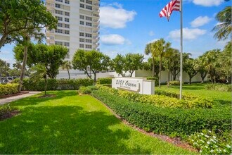 Building Photo - 2121 N Ocean Blvd