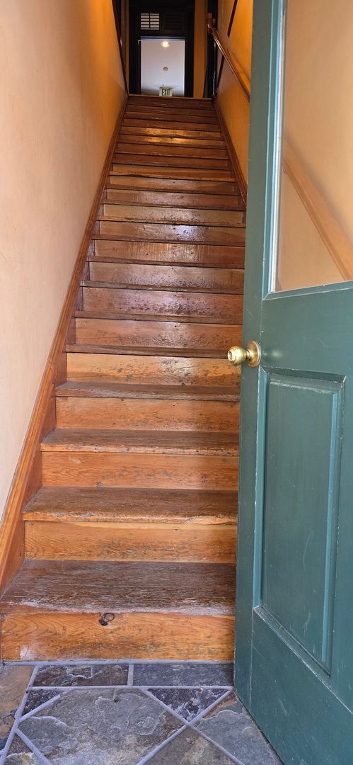 Foto del edificio - Charming Historic Studio in the Heart of D...