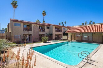 Building Photo - 81840 Ave Del Mar