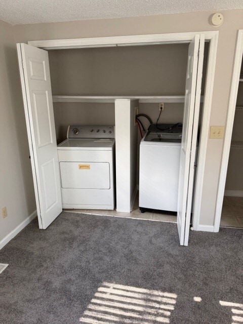 Laundry in Den - 102 Hickory St