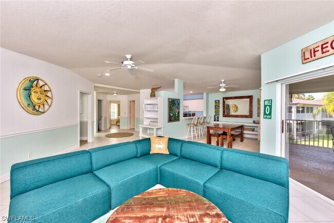 Foto del edificio - 1100 Diamond Cir