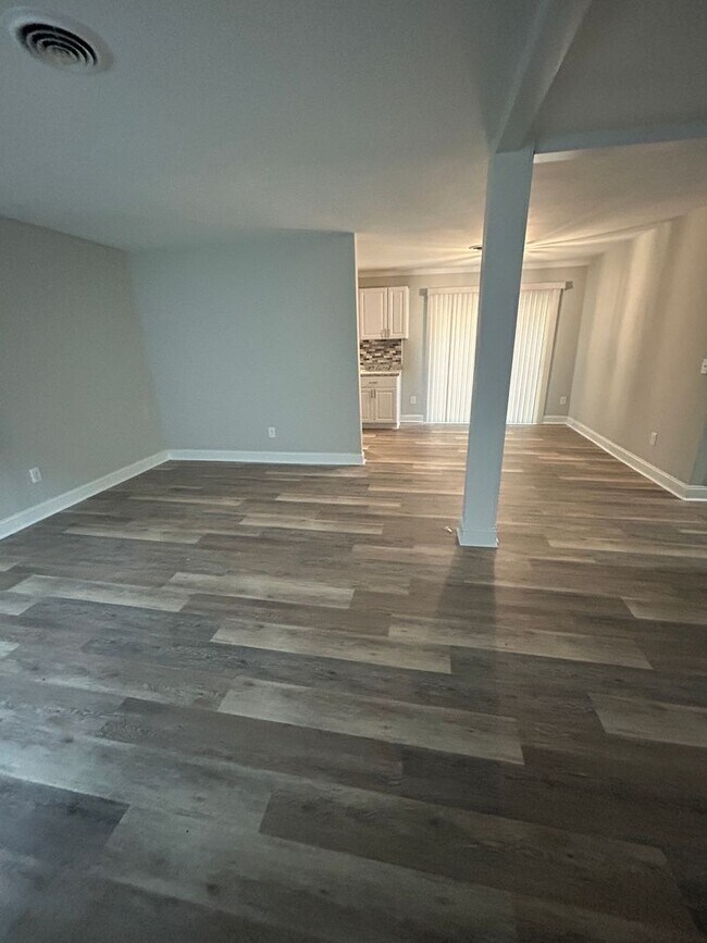 Foto del edificio - Beautiful 3BD Home in Southport