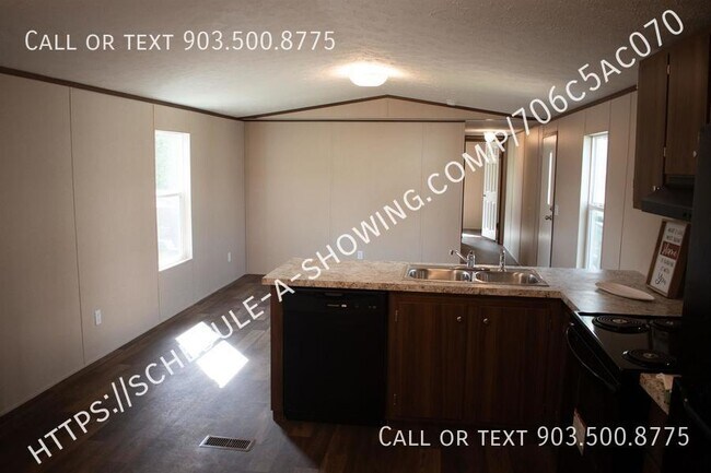 Foto del edificio - 2225 State Hwy 20