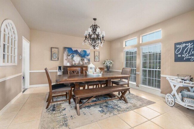 Foto del edificio - 305 Pinnacle Cove Ct