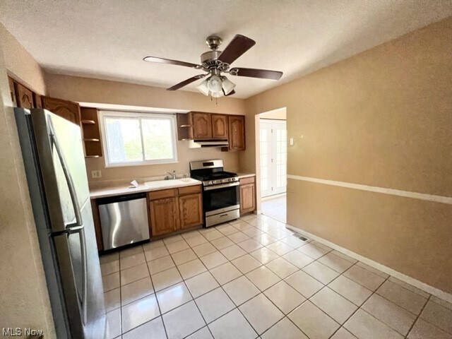 Foto del edificio - 6410 Glenallen Ave