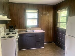 Building Photo - 9156 US-17
