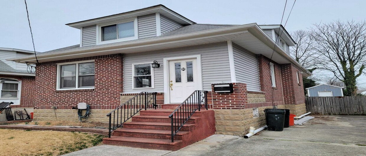 127 Delaware Ave, Mount Ephraim, NJ 08059 House Rental in Mount